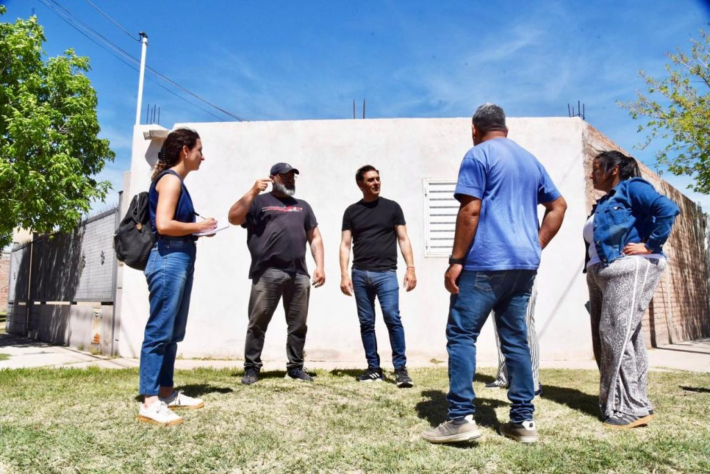 “Que el intendente camine el barrio habla bien de su gestión”