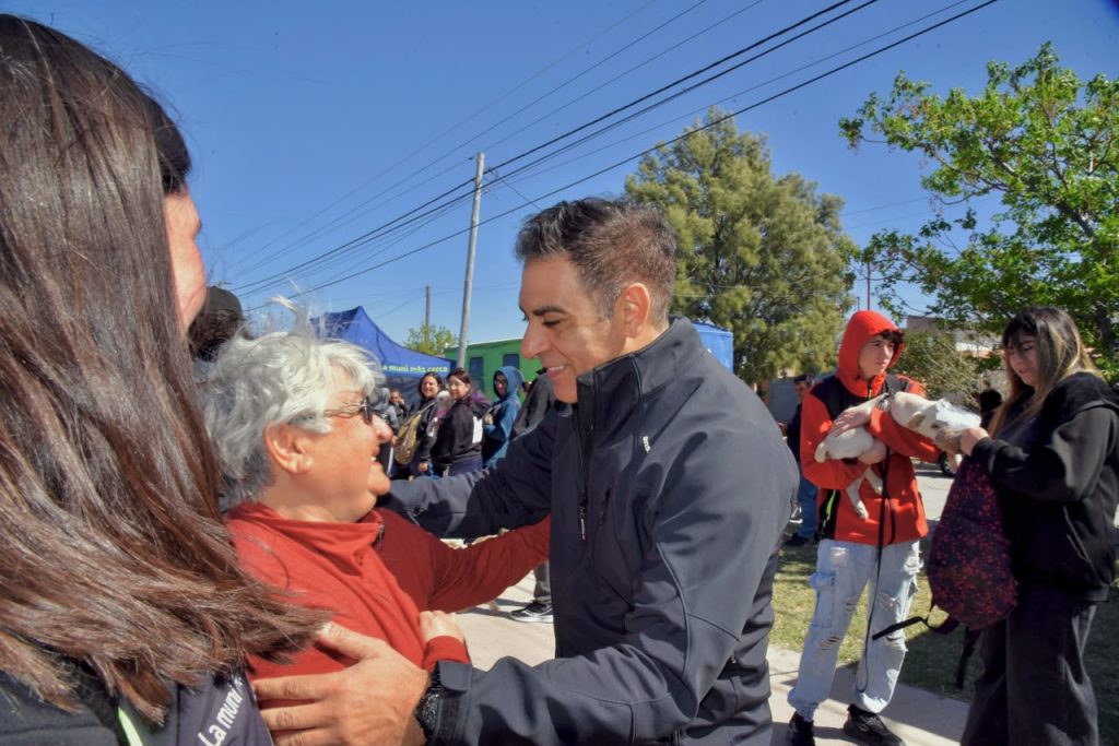 La Muni Más Cerca llegó al barrio El Lince con servicios y obras