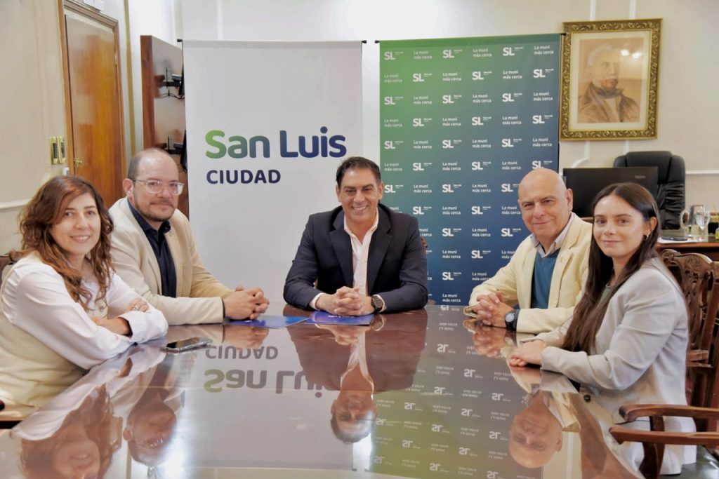 La Municipalidad y la UNSL trabajarán en conjunto para poner en valor un espacio verde frente al Rectorado