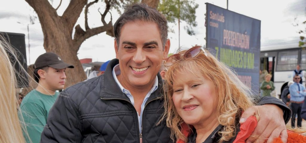 Vecinos del barrio AMEP destacaron la inversión municipal de las nuevas unidades de Transpuntano y el camión barredor