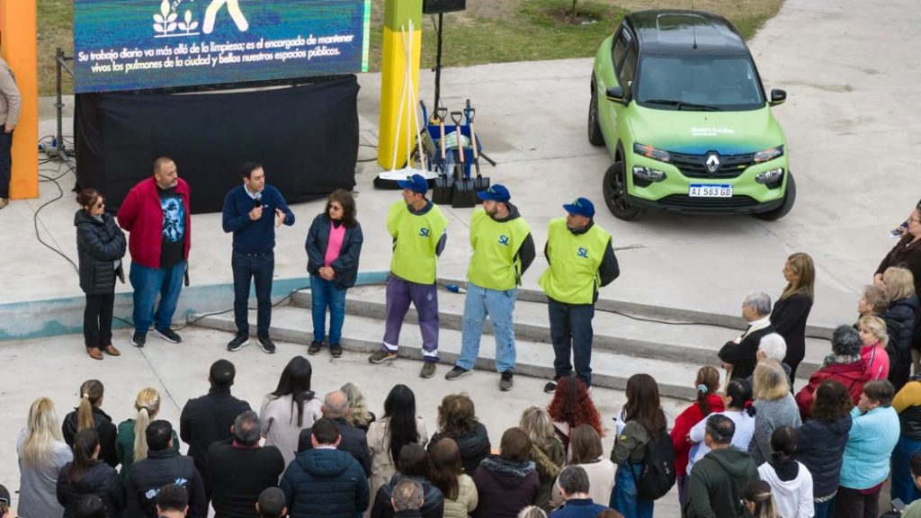 El intendente Hissa inauguró la renovación de tres espacios recreativos del barrio AMMPyA