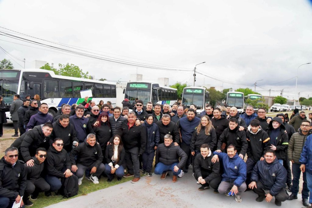 Las nuevas unidades, generan en conjunto unos 40 puestos de trabajo directos, que se suman a las 350 personas que trabajan en la empresa municipal.