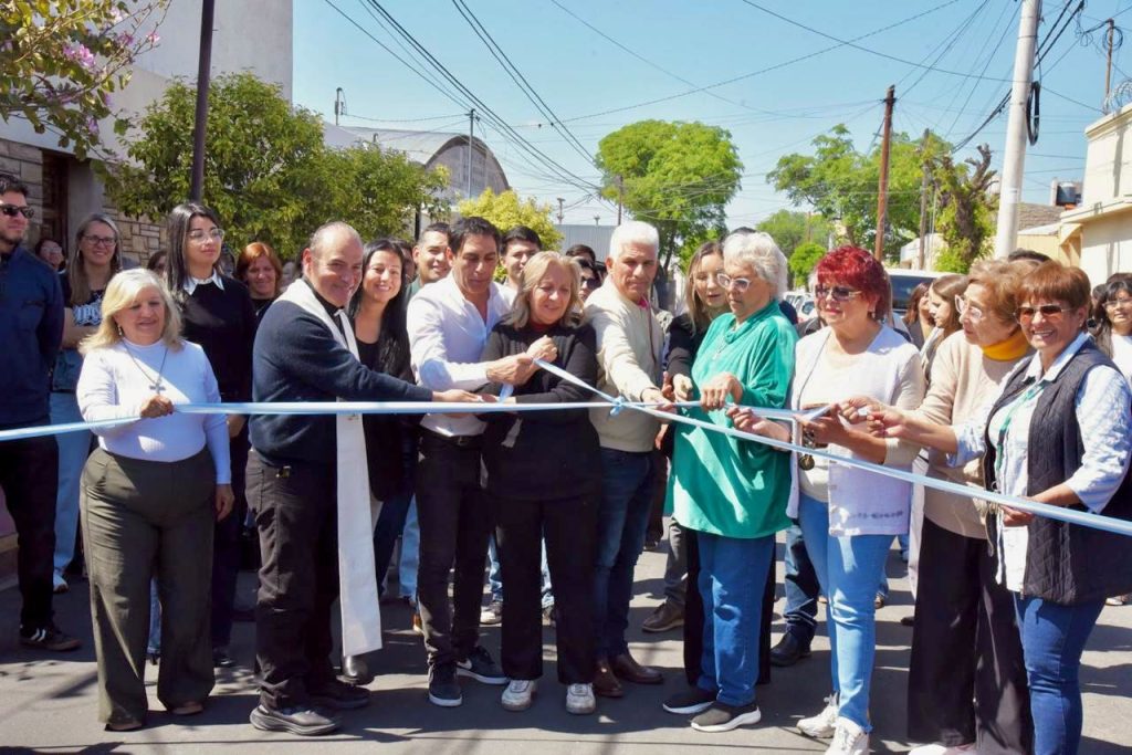 Título: Hissa inauguró obras de repavimentación en la zona centro