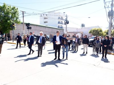 El intendente Hissa inauguró obras de repavimentación y mejoras cloacales en realizadas en avenida Lafinur  El intendente Hissa inauguró obras de repavimentación y mejoras cloacales en realizadas en avenida Lafinur