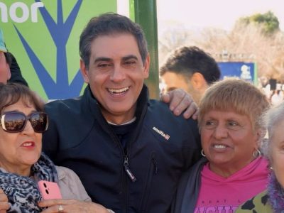 Hissa inauguró la nueva plaza del barrio Monseñor Tibiletti y anunció un paseo lineal de 250 metros