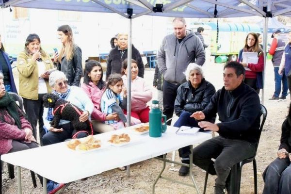 La Muni Más Cerca: Hissa escuchó a los vecinos del Rawson Viejo y definió nuevas acciones para los barrios del oeste