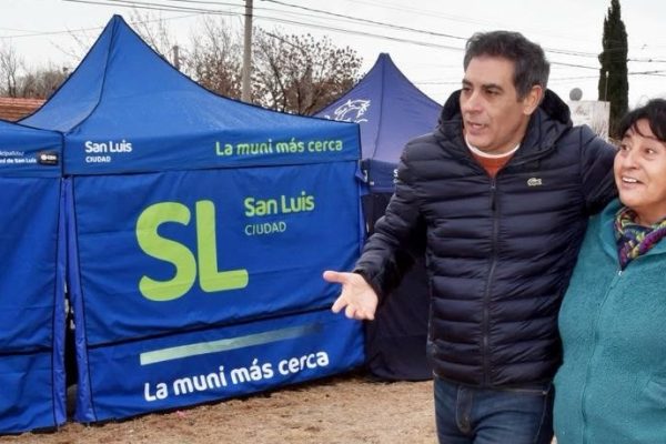 La Muni Más Cerca llegó al barrio 109 Viviendas con todos sus servicios