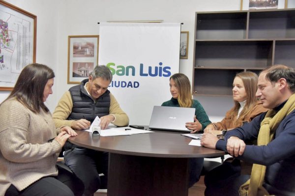 Nuevo CAV Eva Perón: “Estoy muy contento porque pudimos materializar esta obra pública con recursos municipales”