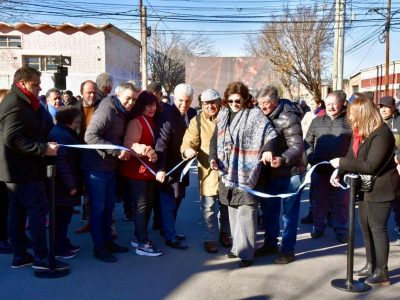 La Municipalidad inauguró ocho cuadras de repavimentación en el barrio Pueblo Nuevo