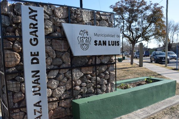 Renuevan la plaza Juan de Garay en el barrio Kennedy con más accesibilidad y juegos inclusivos