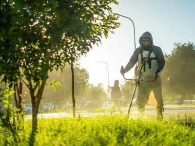 Tareas de mantenimiento y limpieza en distintos puntos de la capital