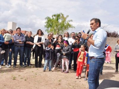 El intendente Hissa inauguró obras de alumbrado público en cuatro barrios del sur
