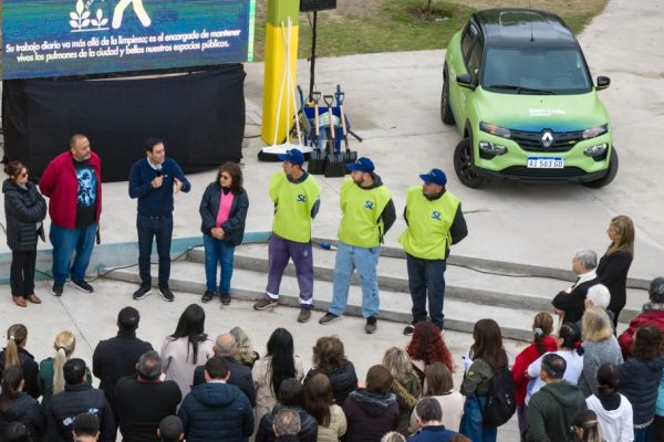 El intendente Hissa inauguró la renovación de tres espacios recreativos del barrio AMMPyA