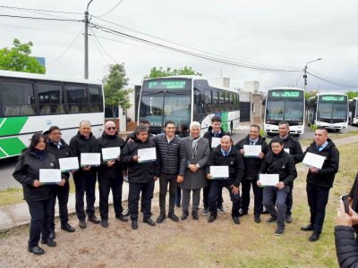 La Municipalidad incorporó otras seis unidades cero kilómetro y suma 17 colectivos nuevos en diez meses