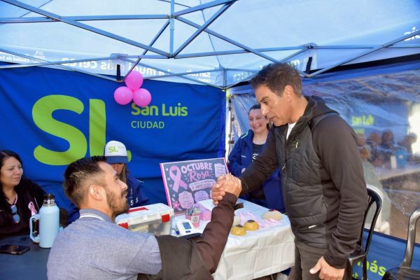 La Muni Más Cerca llegó al barrio Policial Sur con servicios y anuncios de obras